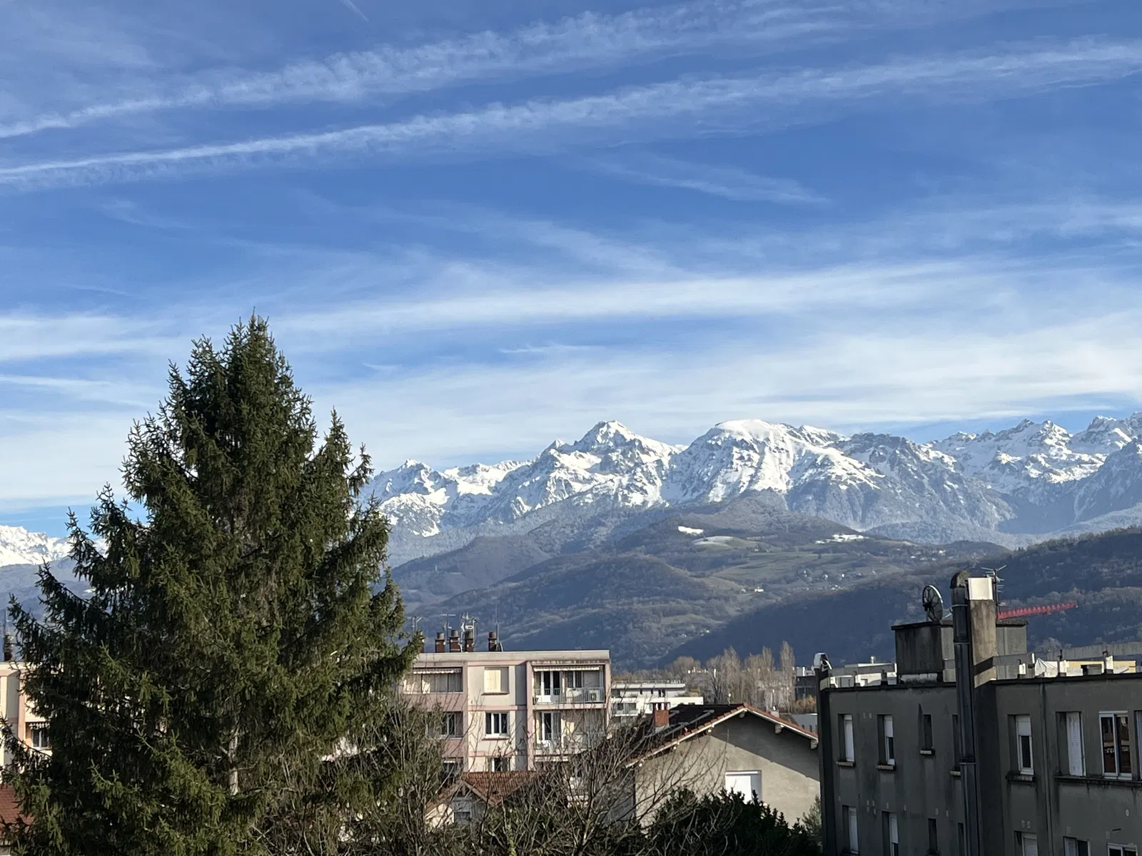 Flat Rue Claude Genin in Grenoble