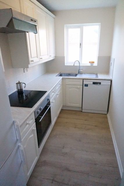 Room Farrow Lane in Greater London