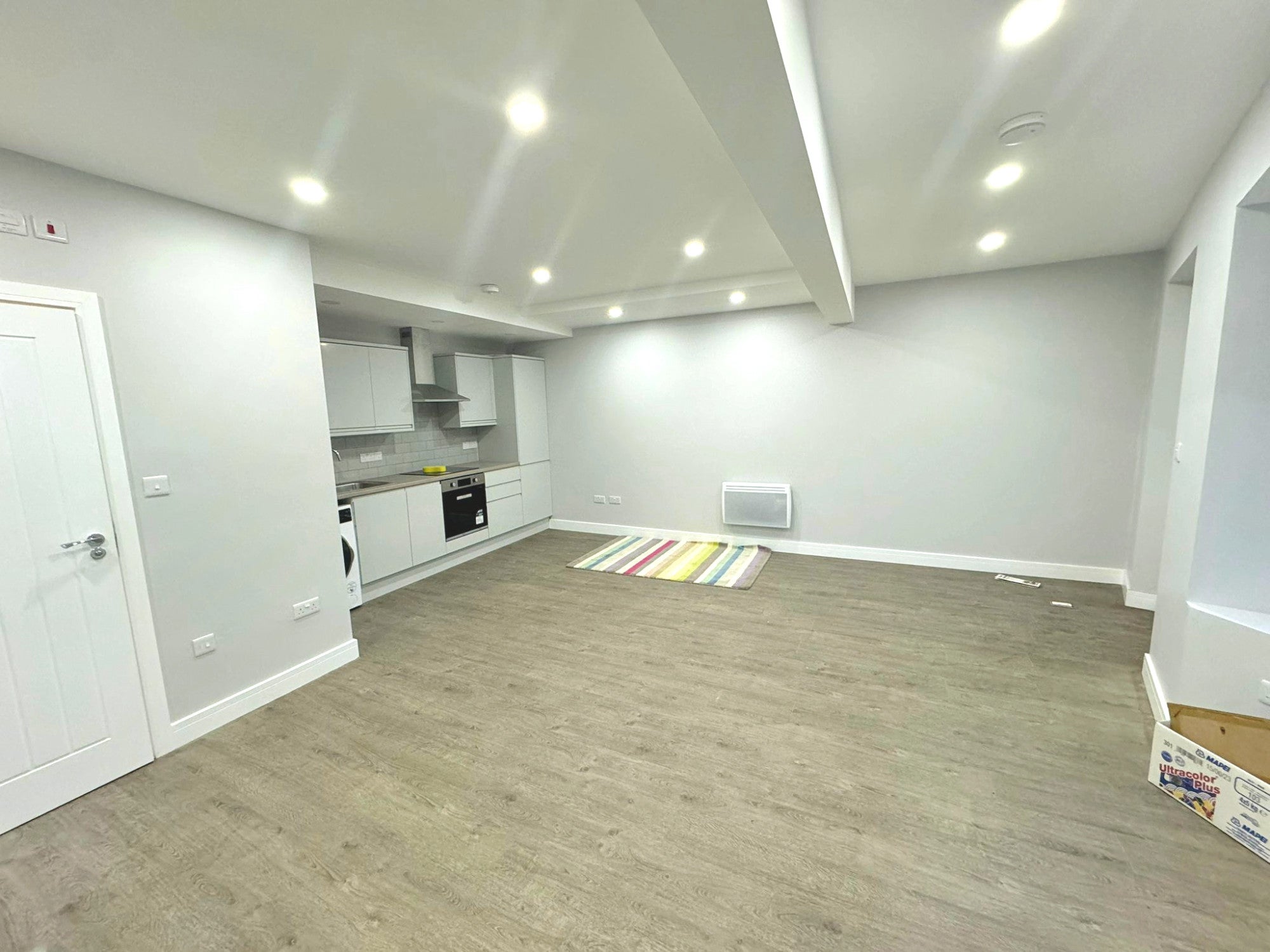 Flat Cavendish Avenue in Greater London