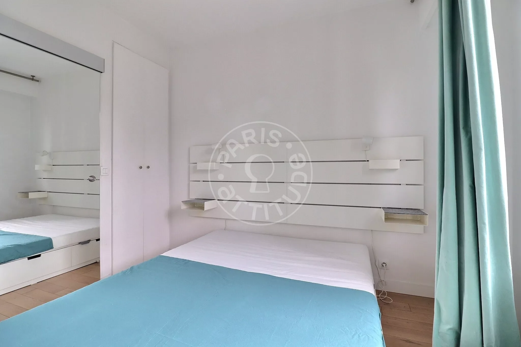 Flat Rue Gustave Nadaud in Paris