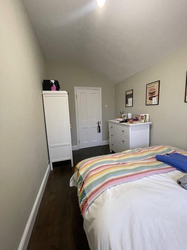 Room Albert Square in Greater London