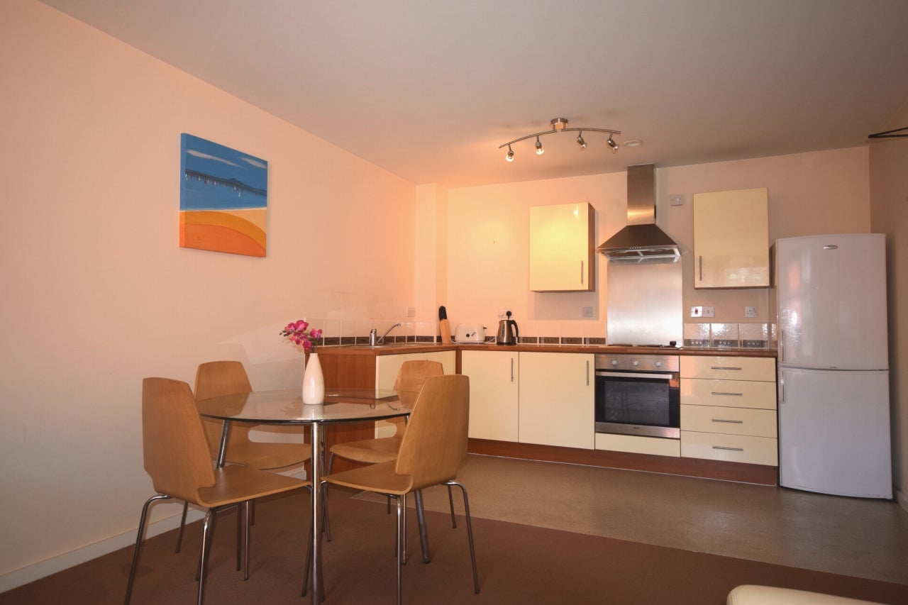 Flat Chester Road in Trafford