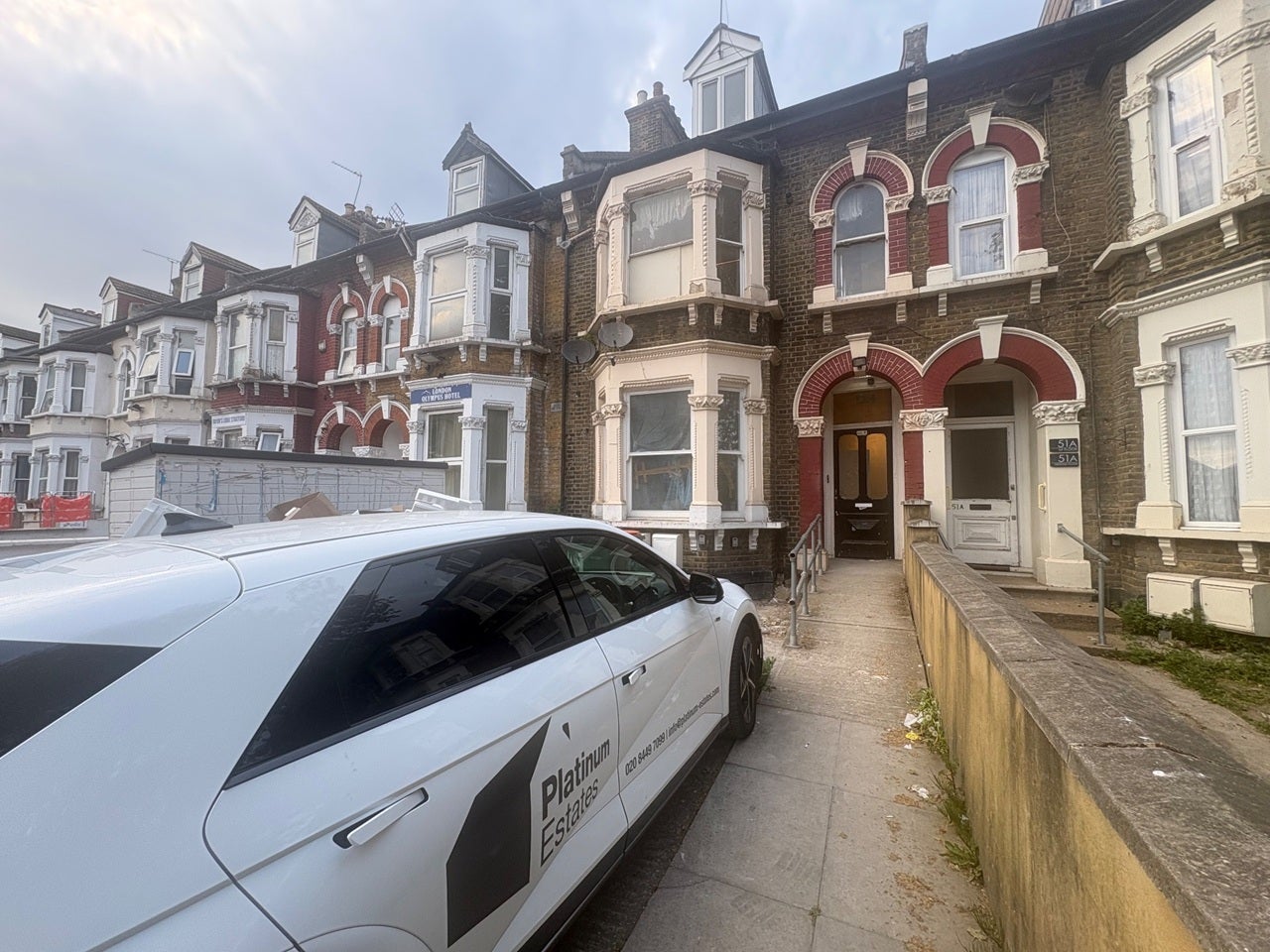 Flat Romford Road in Greater London