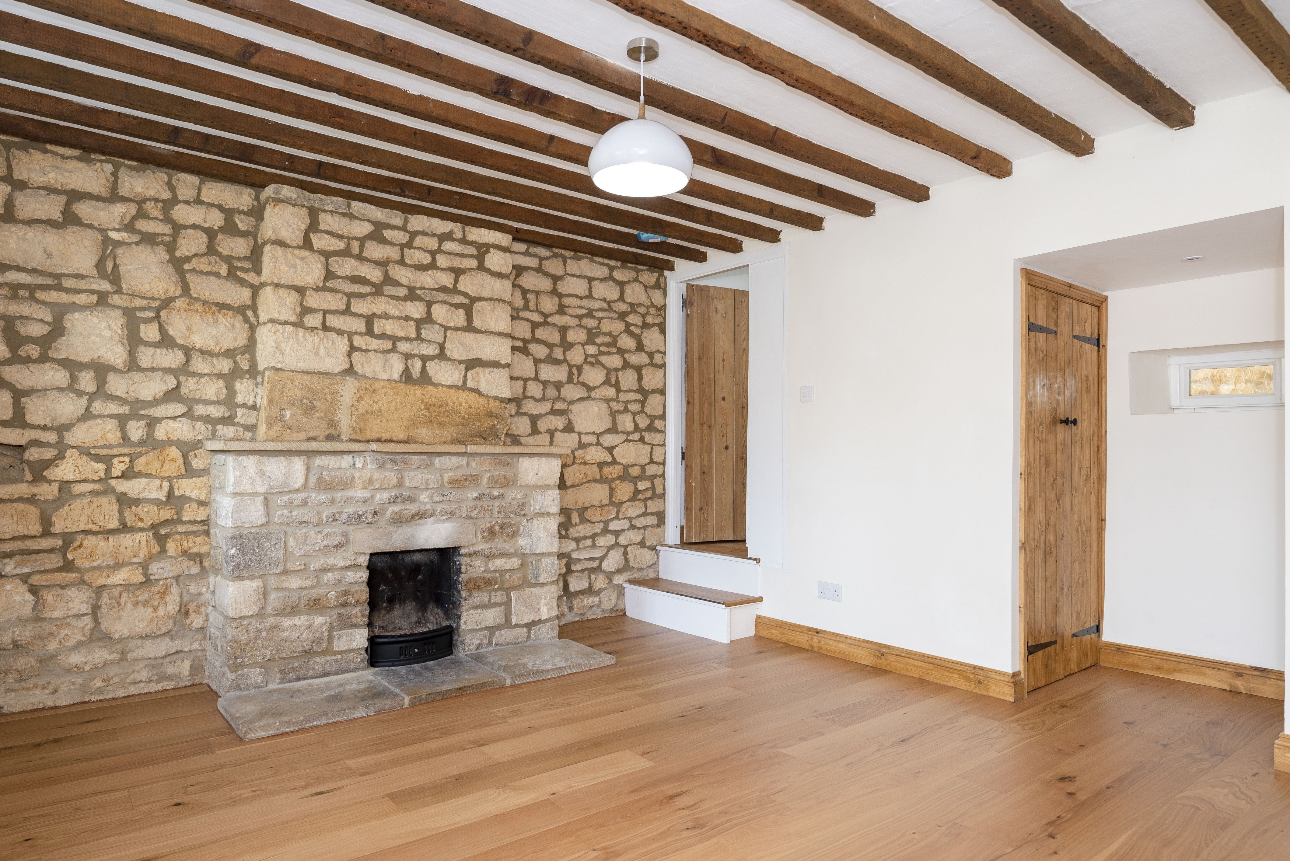 House Lansdowne in Cotswold District