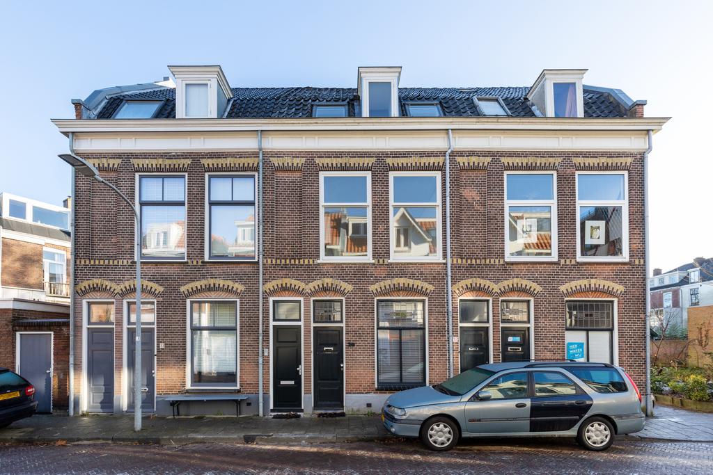Appartement Kennemerstraat 11
