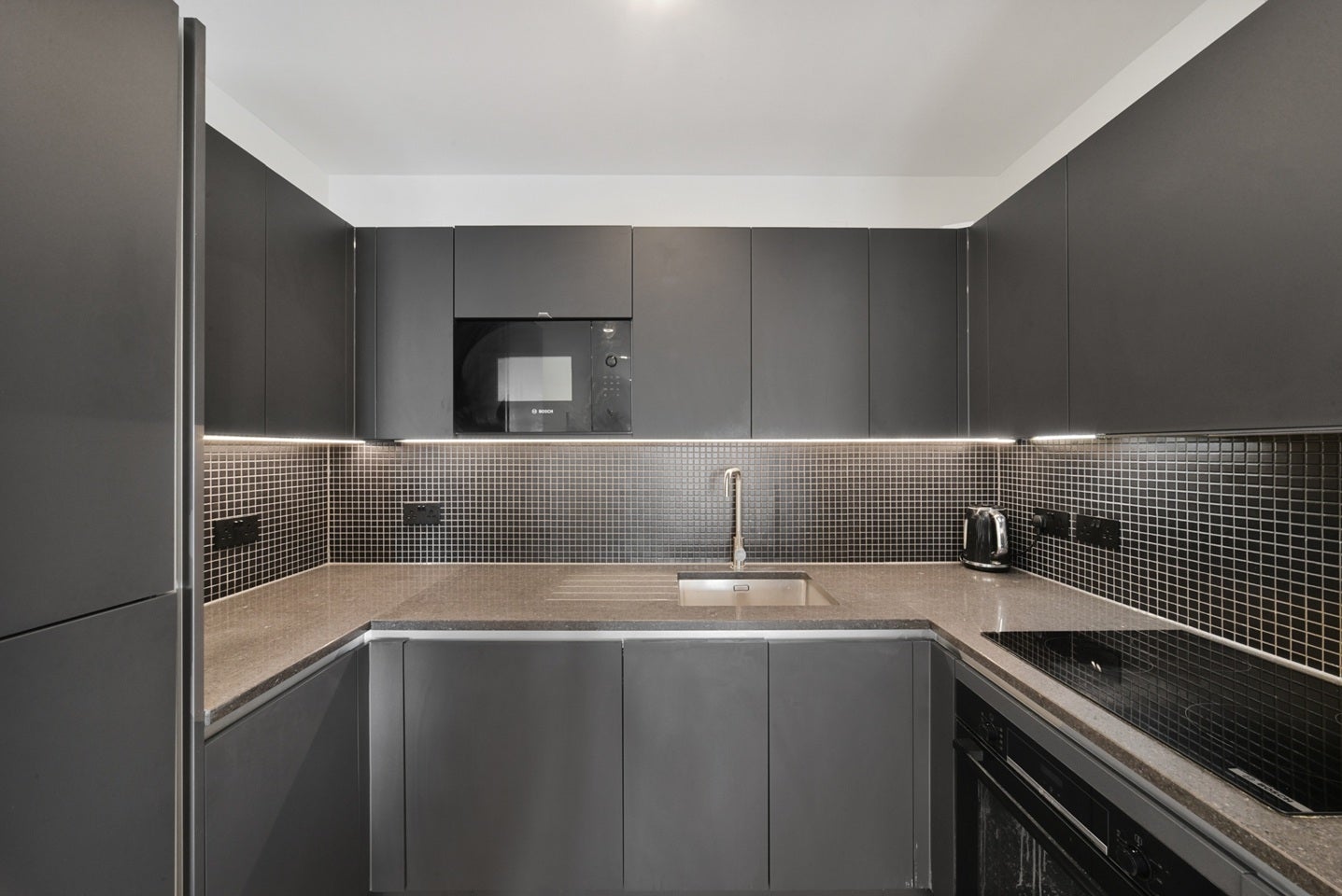 Flat Boston Road in Greater London