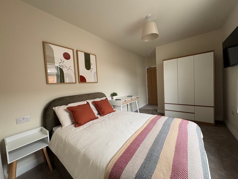Room King Edward Road in Rugby