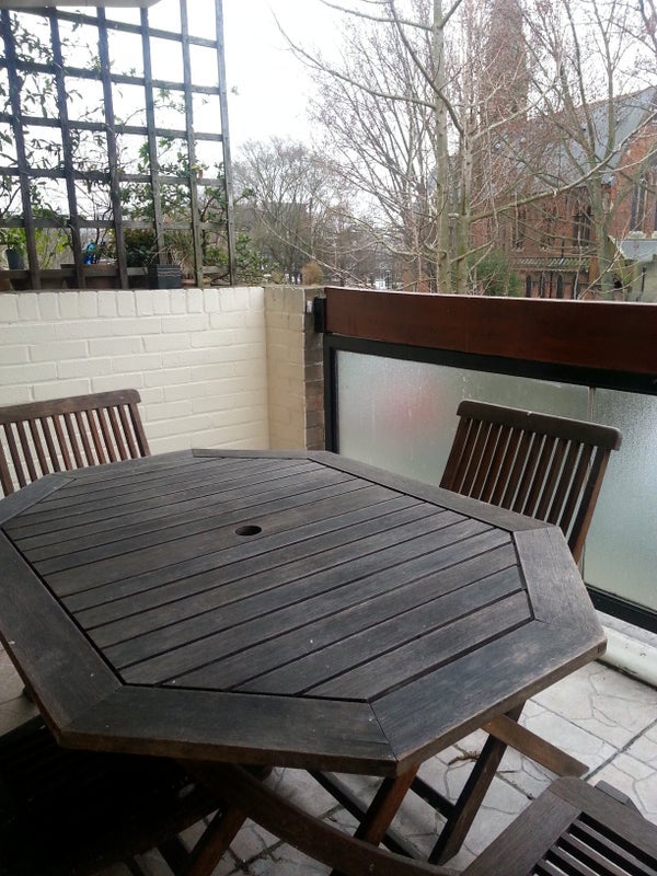 Room Aldsworth Close in City of Westminster