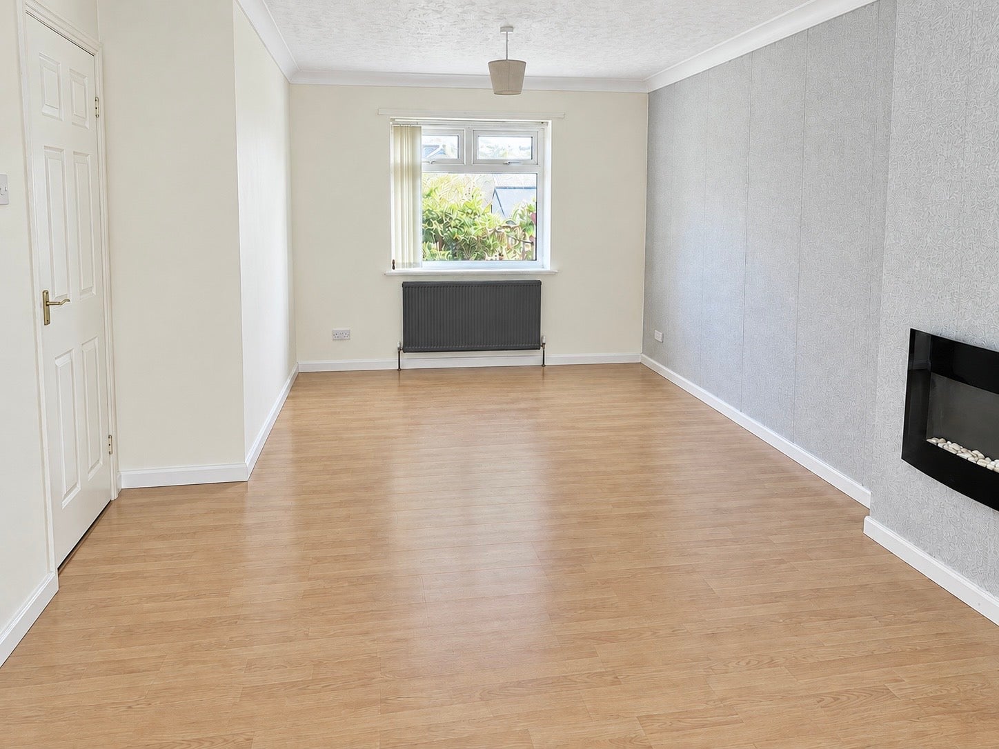 House Bickerton Close in Hull