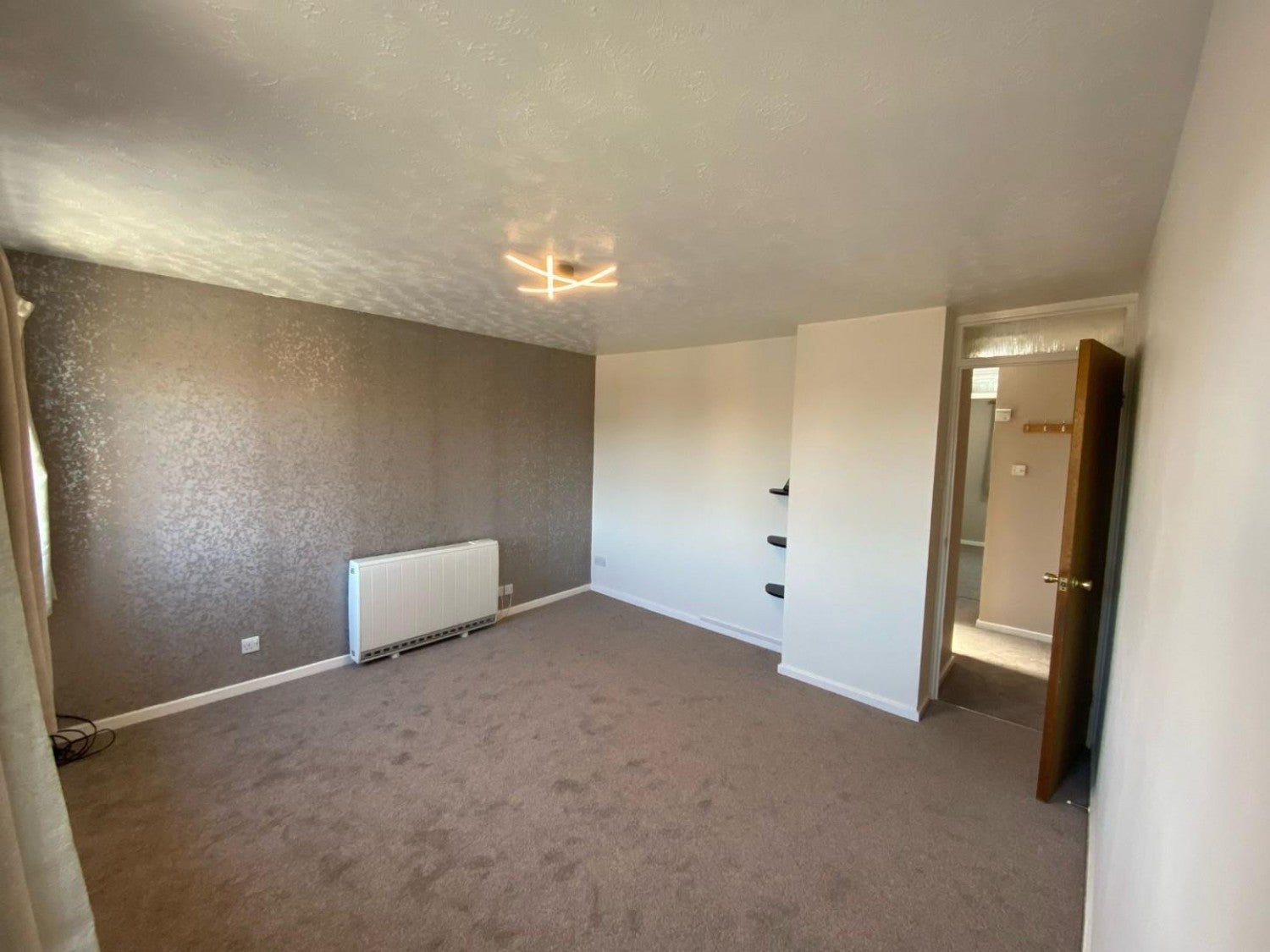 Flat Comfrey Close in Killinghall