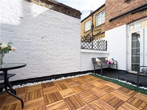 Flat Strutton Ground in City of Westminster