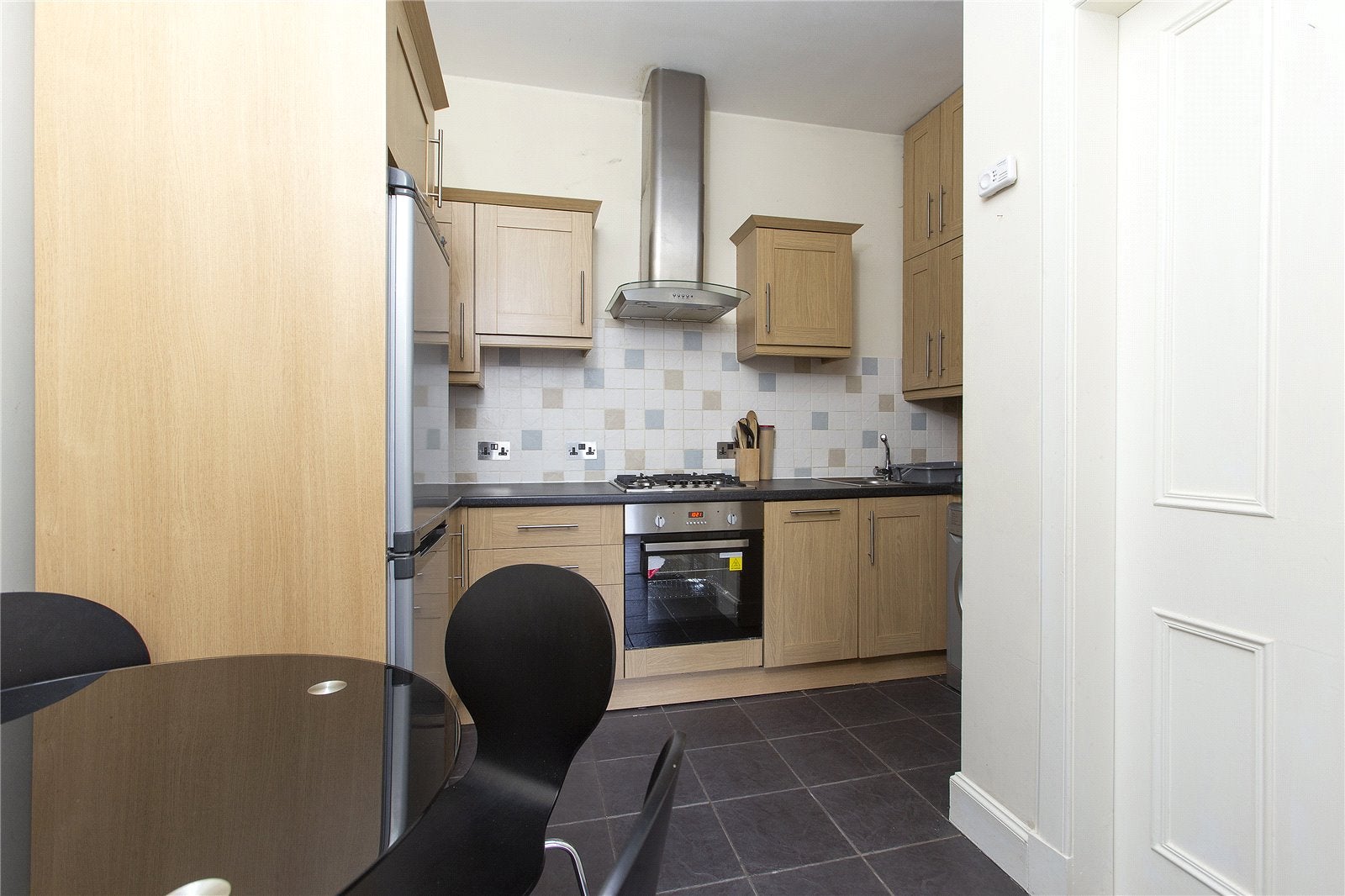 Flat Roseburn Place in City of Edinburgh