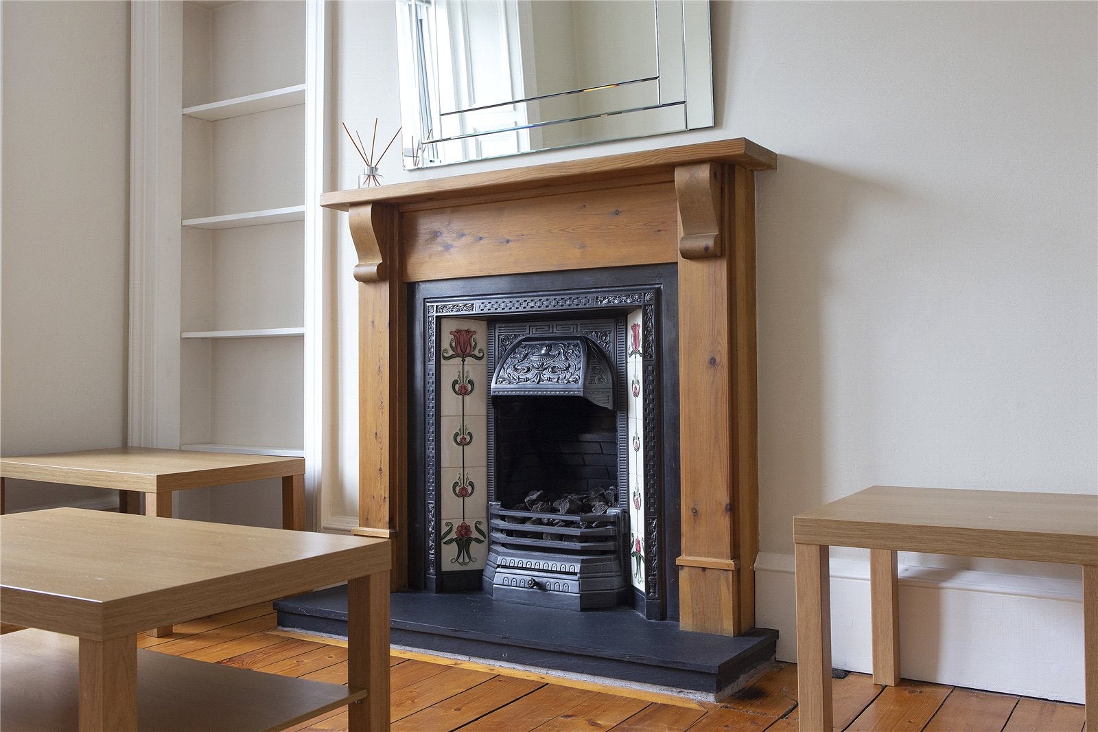 Flat Roseburn Place in City of Edinburgh
