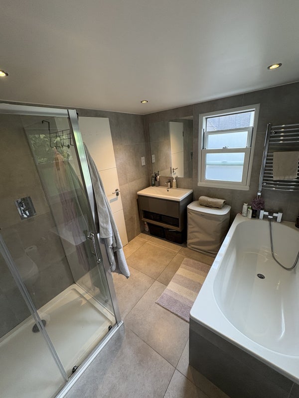 Room Steerforth Street in Greater London