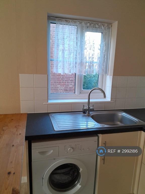 Flat Oak Road in Tunbridge Wells
