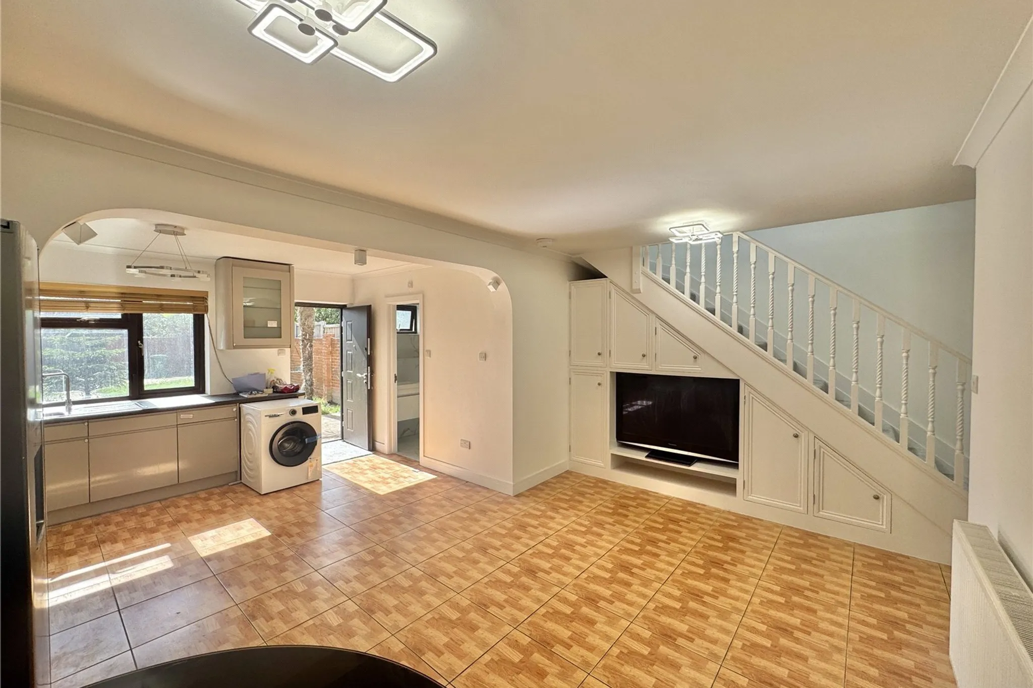 House Ashley Drive in Hertsmere