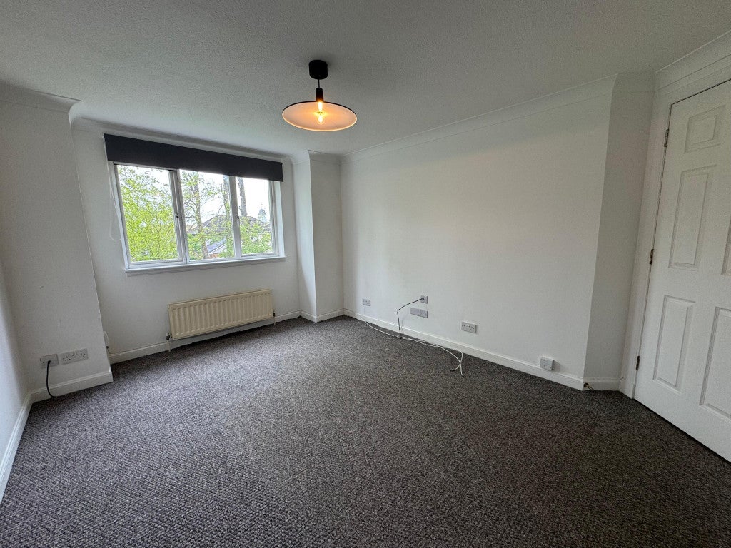 Flat Brabloch Crescent in Paisley