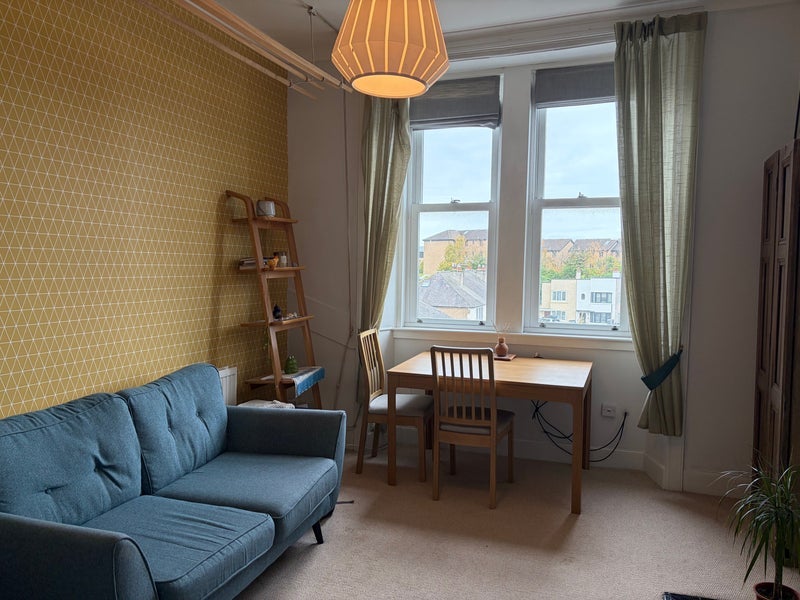 Flat Logie Green Road in City of Edinburgh