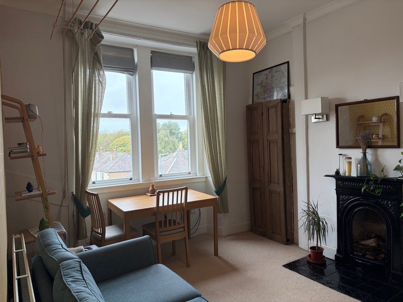 Flat Logie Green Road in City of Edinburgh
