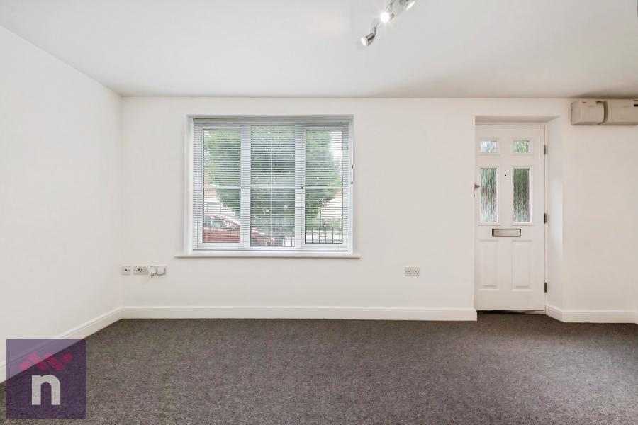 Flat Pilgrove Way in Cheltenham