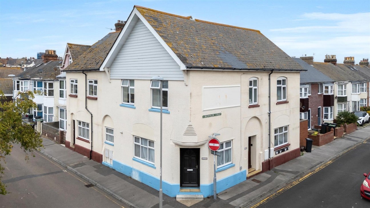 House Brownlow Street in Weymouth