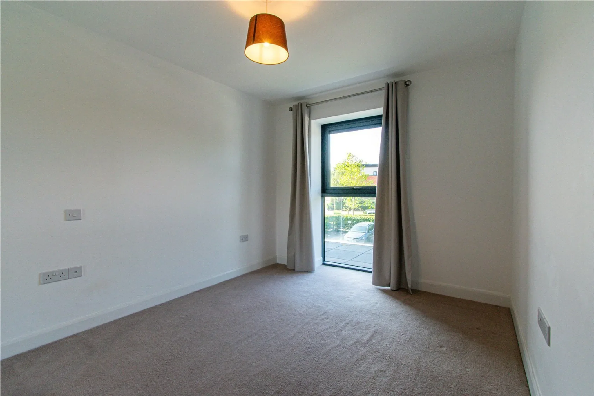 Flat Teeton Mill Place in Greenham