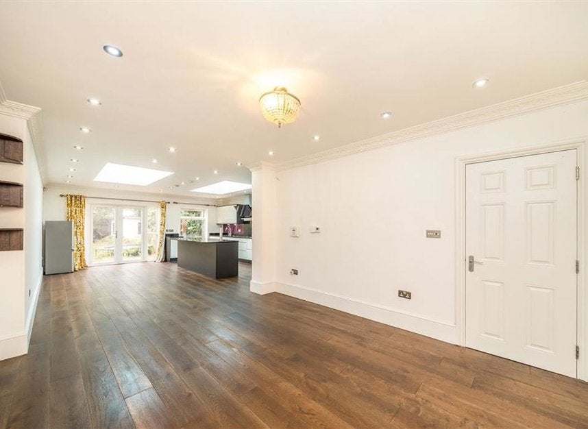 House Merriman Road in Greater London