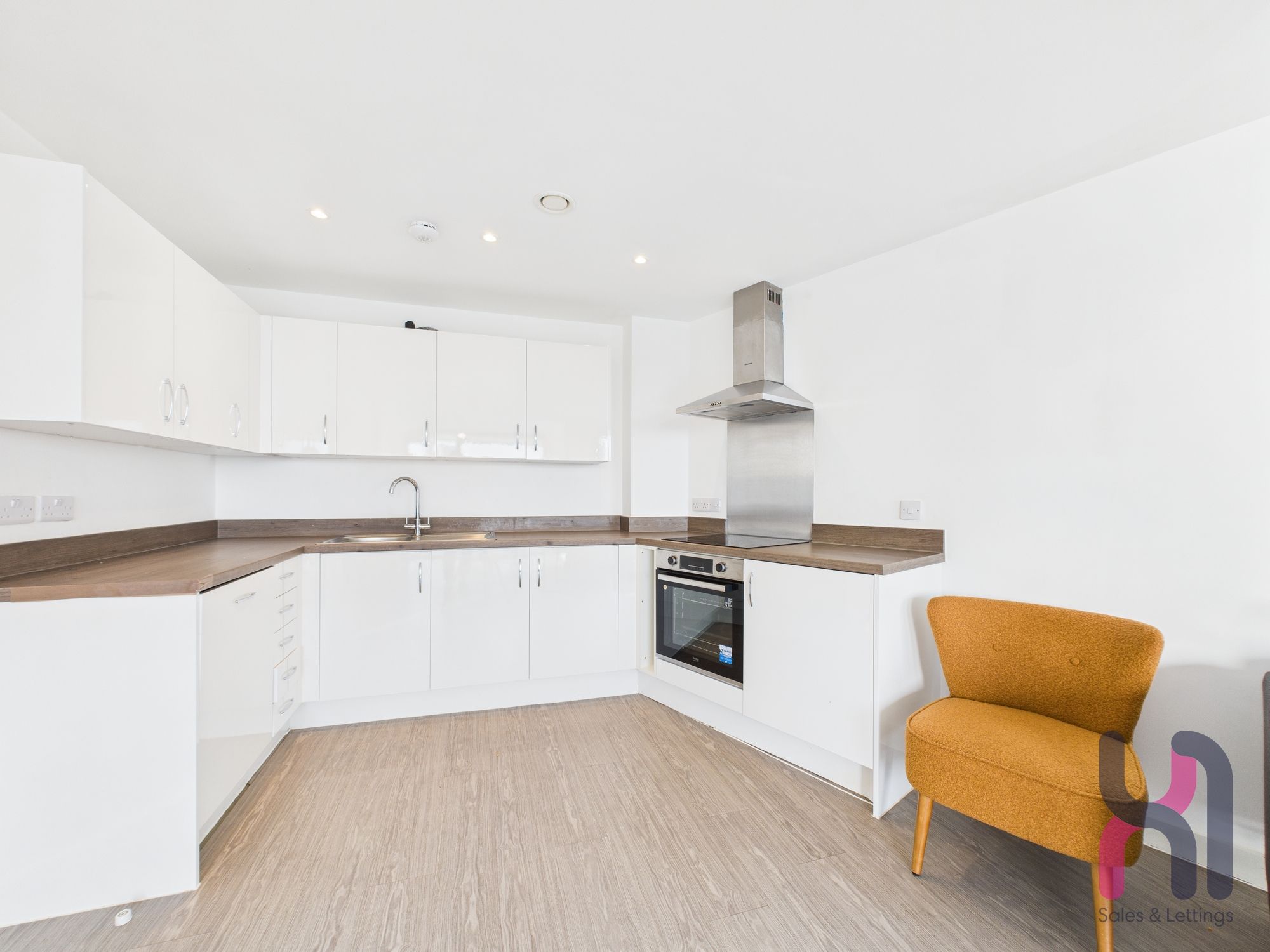 Flat Oldfield Road in Salford
