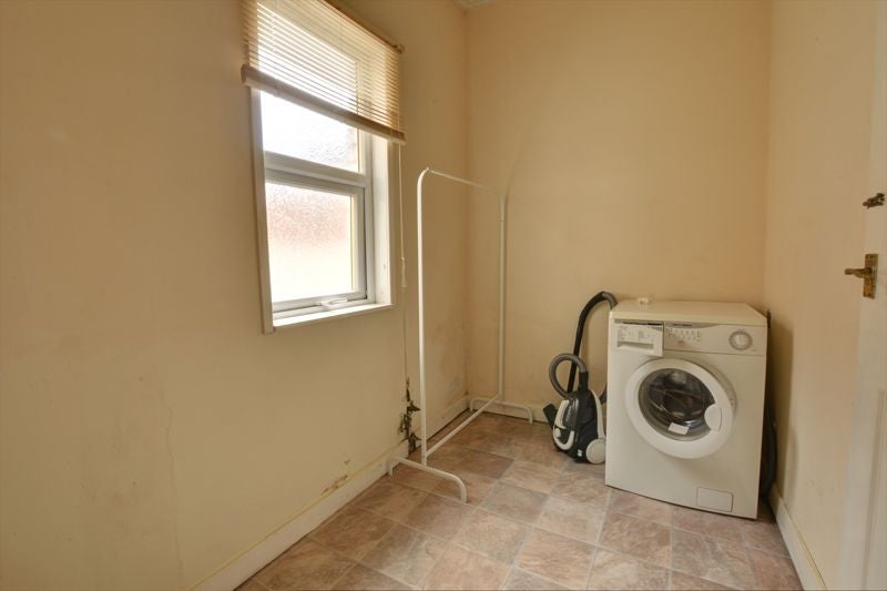 Flat Glenthorn Road in Newcastle upon Tyne