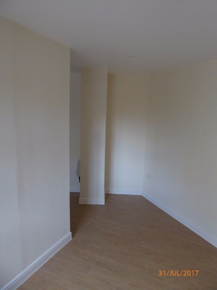 Flat Guildford Road in Woking