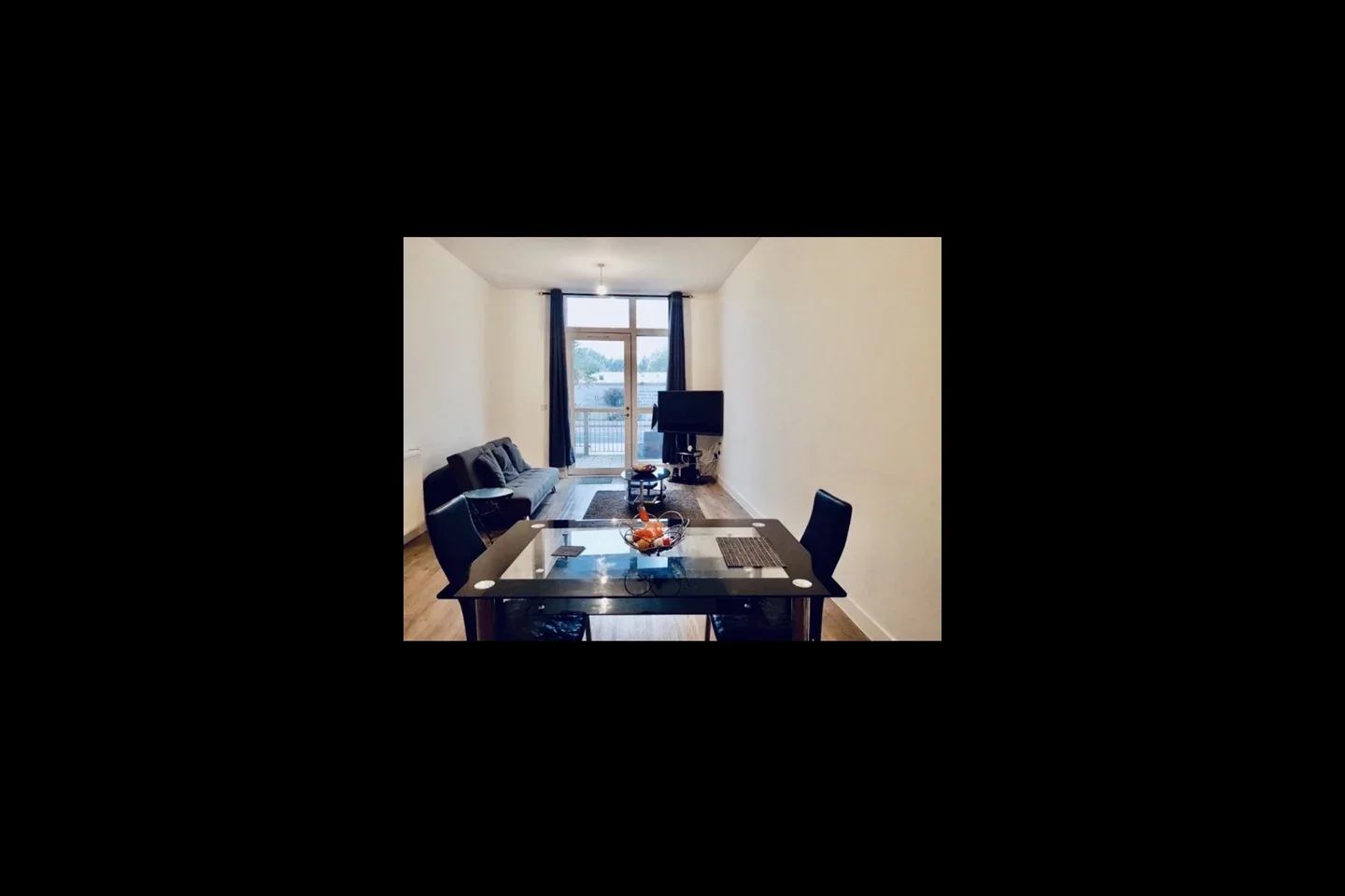 Room Ryan Close in Greater London