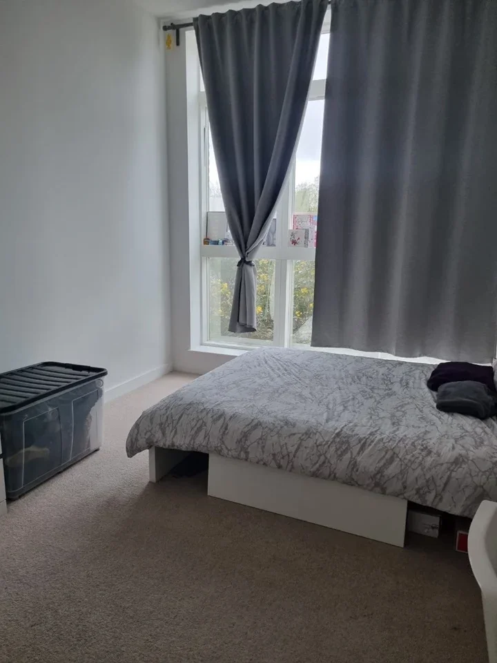 Room Ryan Close in Greater London