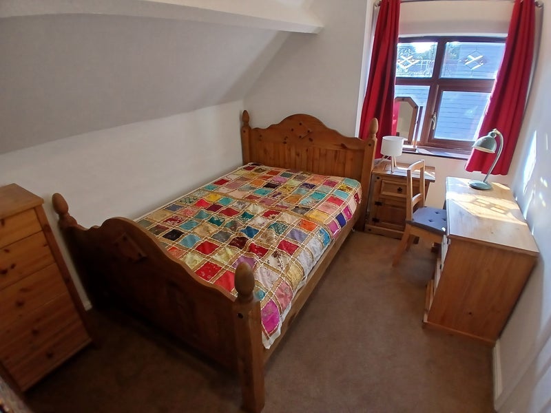 Room Arnold Road in Nottingham
