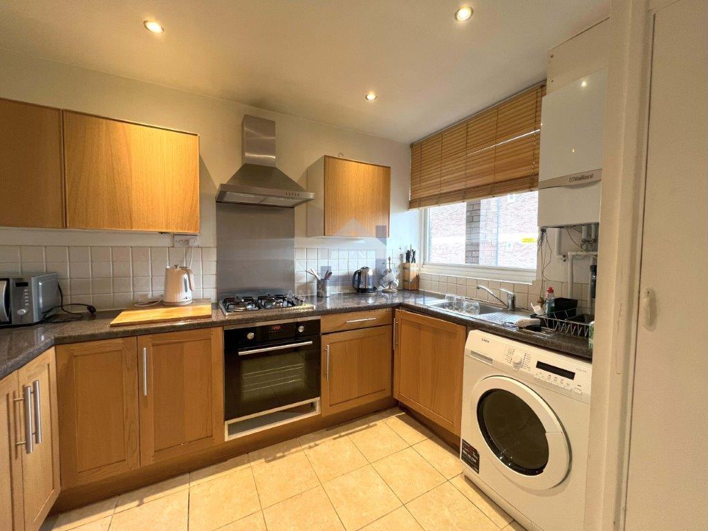 Flat Fenwick Place in Greater London