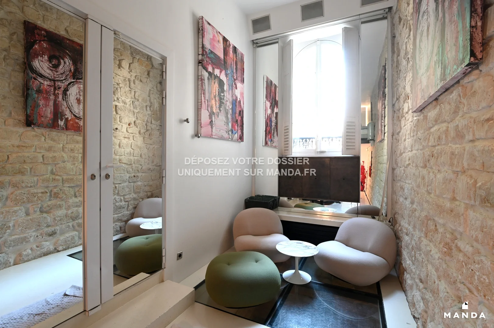 Flat Cité de Trévise in Paris