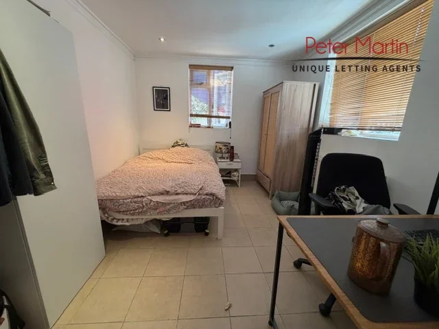 Flat Portsdown Mews in Greater London