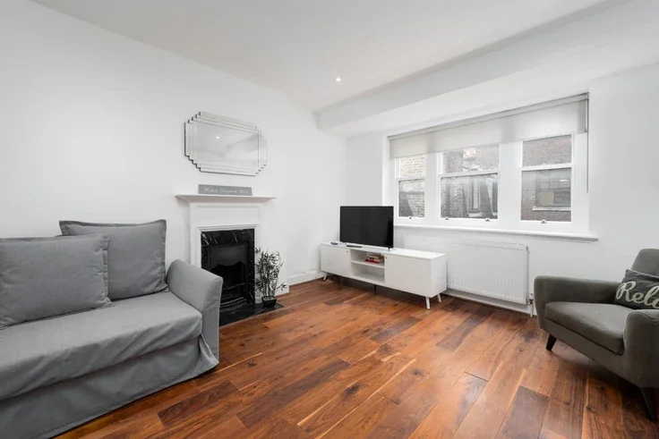Flat Fleet Street in City of London