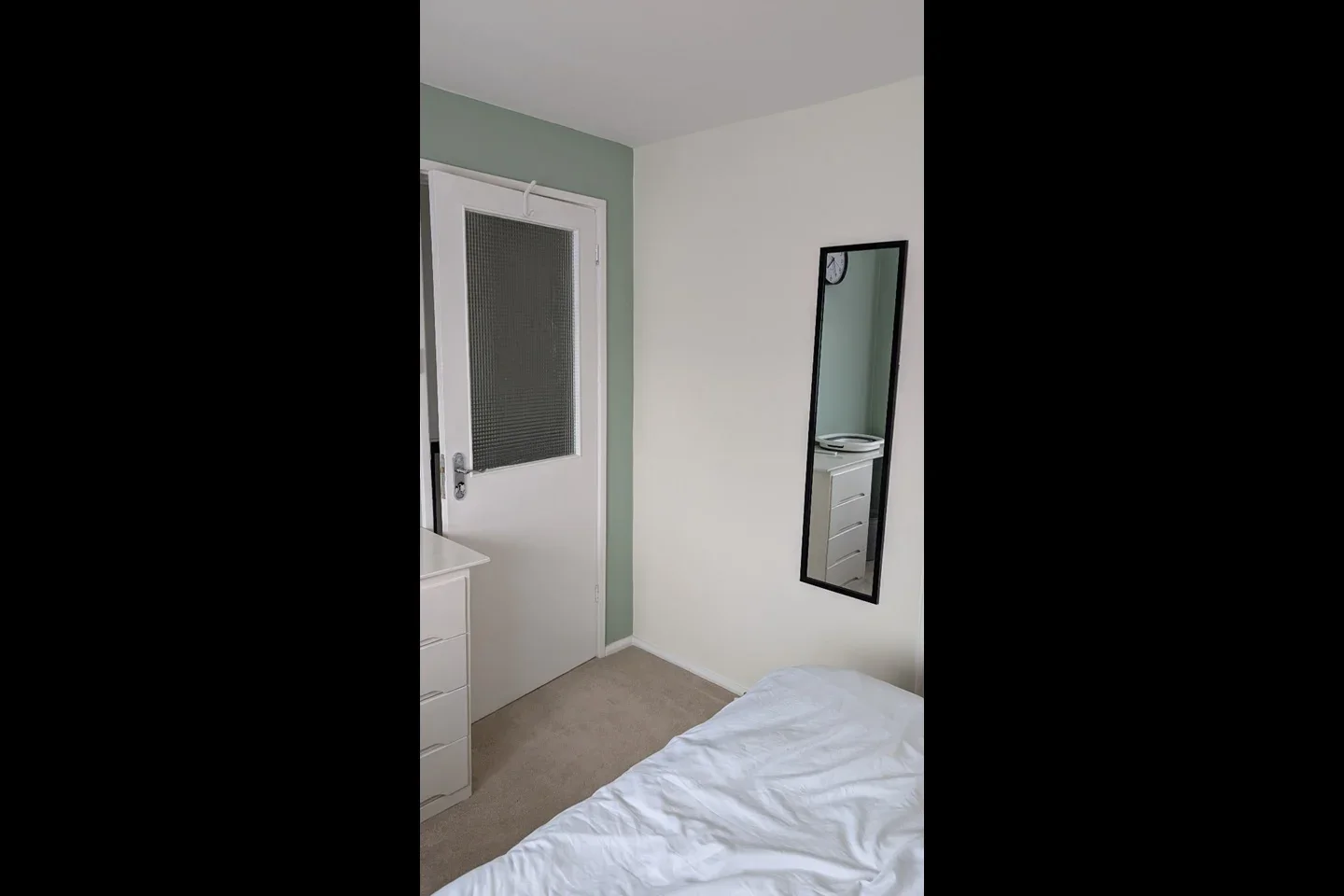 Room Hayley Common in Stevenage