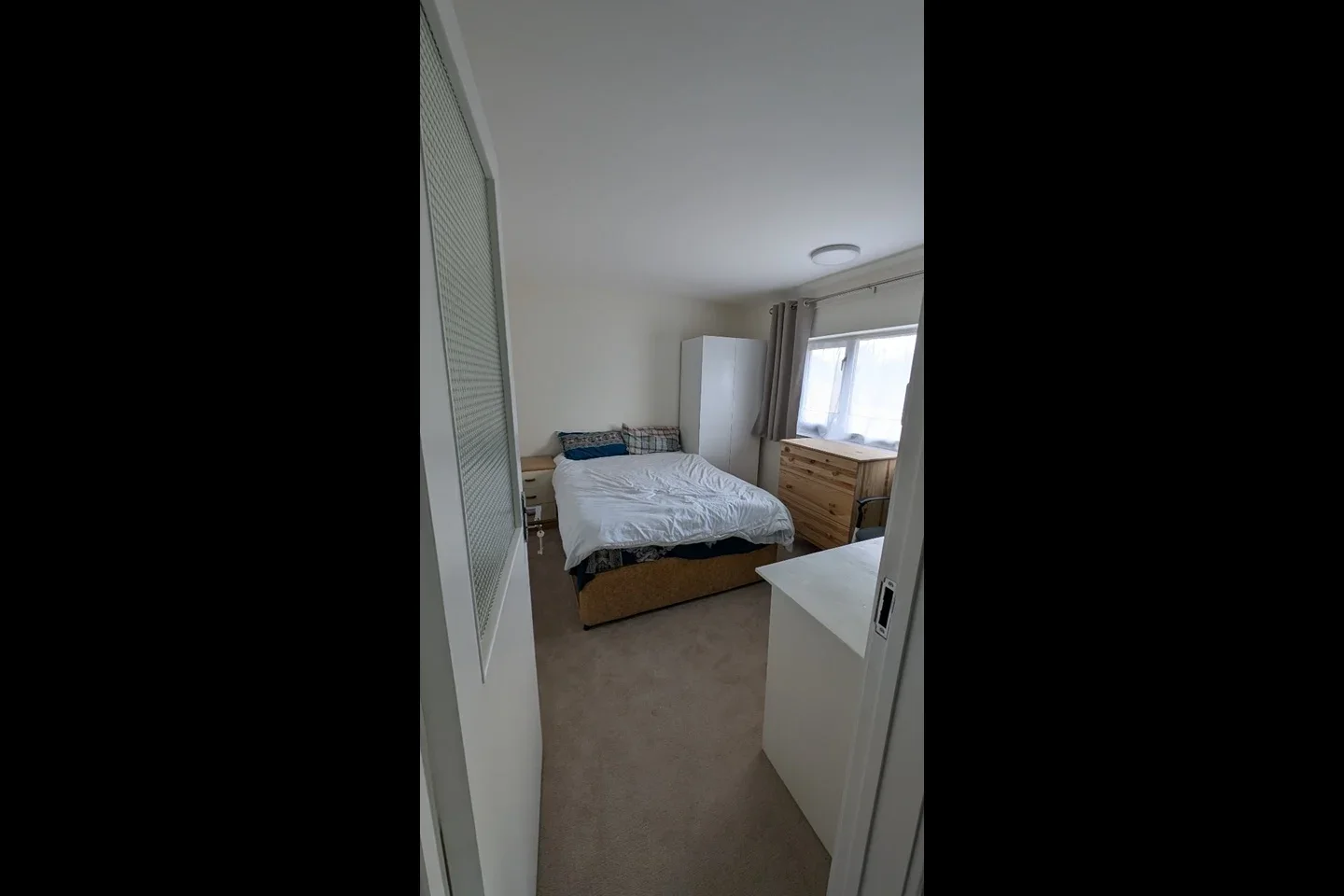 Room Hayley Common in Stevenage