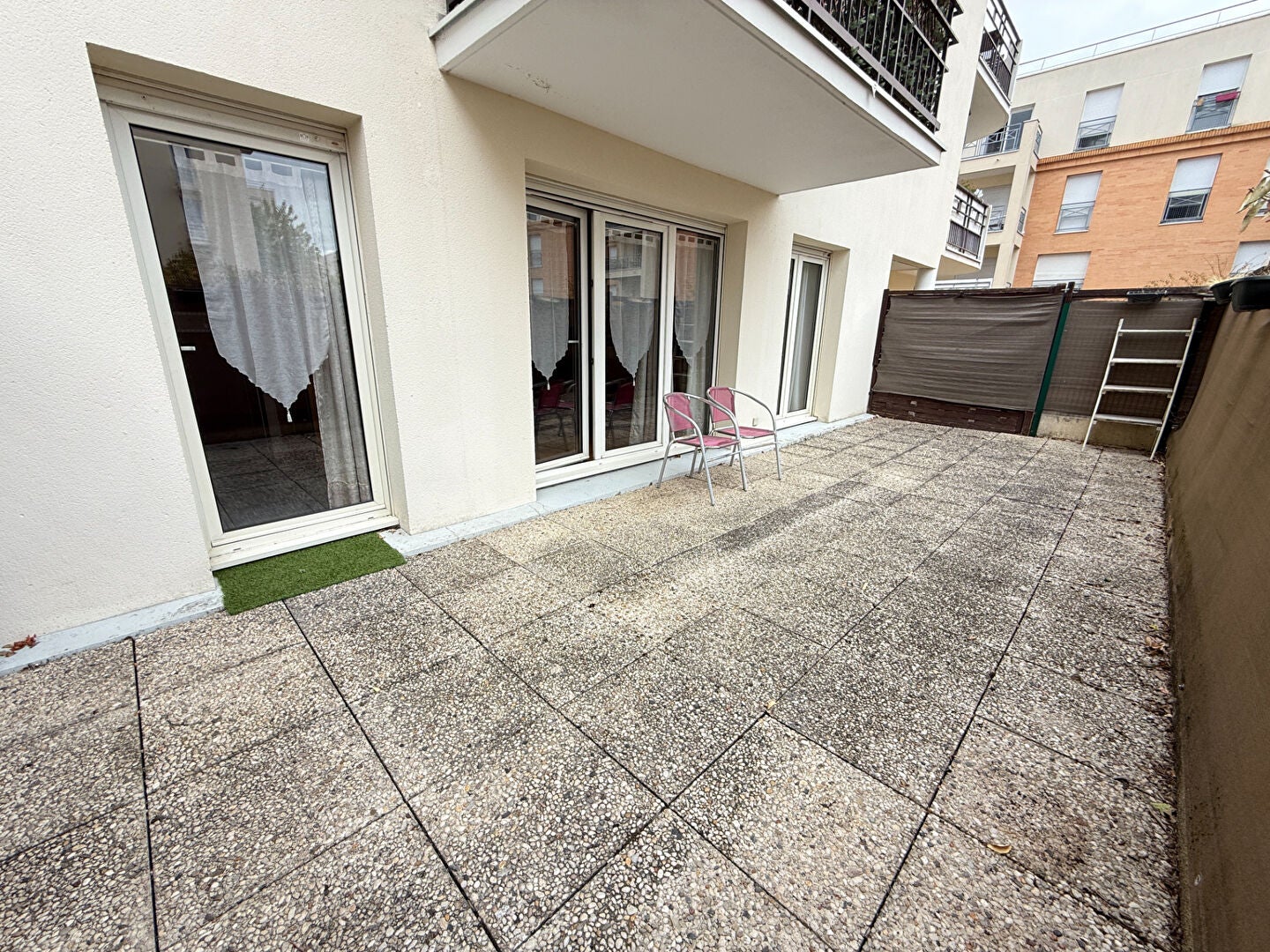 Flat Rue de Bruxelles in Élancourt