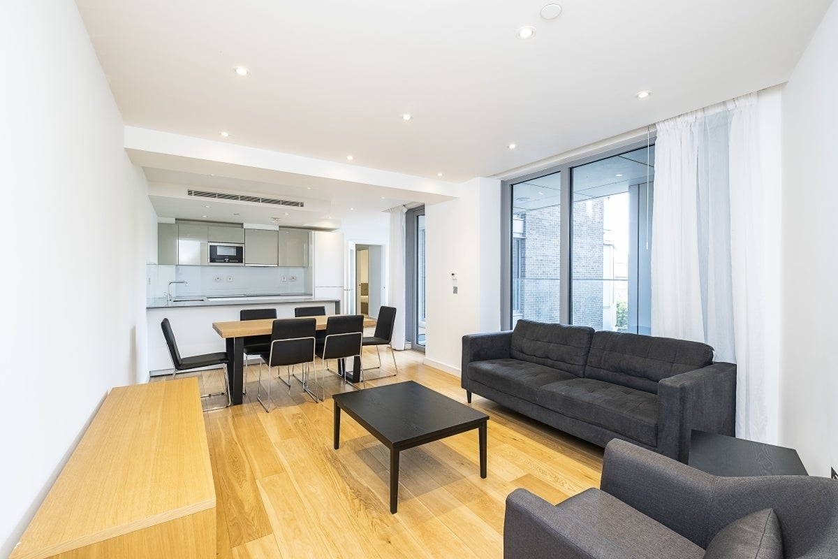 Flat Camley Street in Greater London