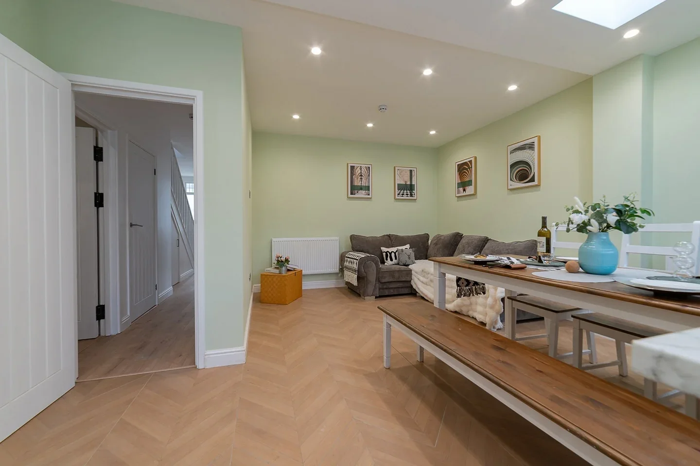 Room Hook Road in Epsom and Ewell
