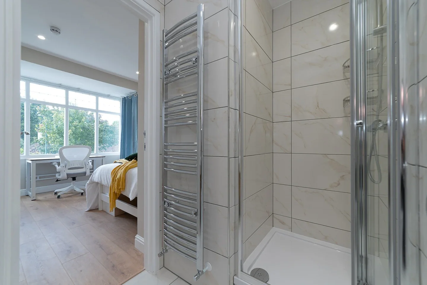 Room Hook Road in Epsom and Ewell