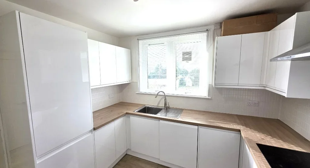 Flat Greenburn Drive in Aberdeen City
