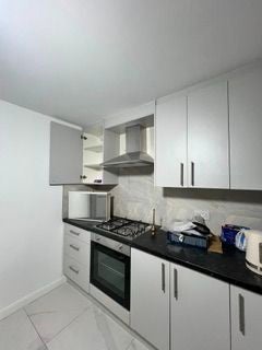 Flat Tachbrook Road in Greater London