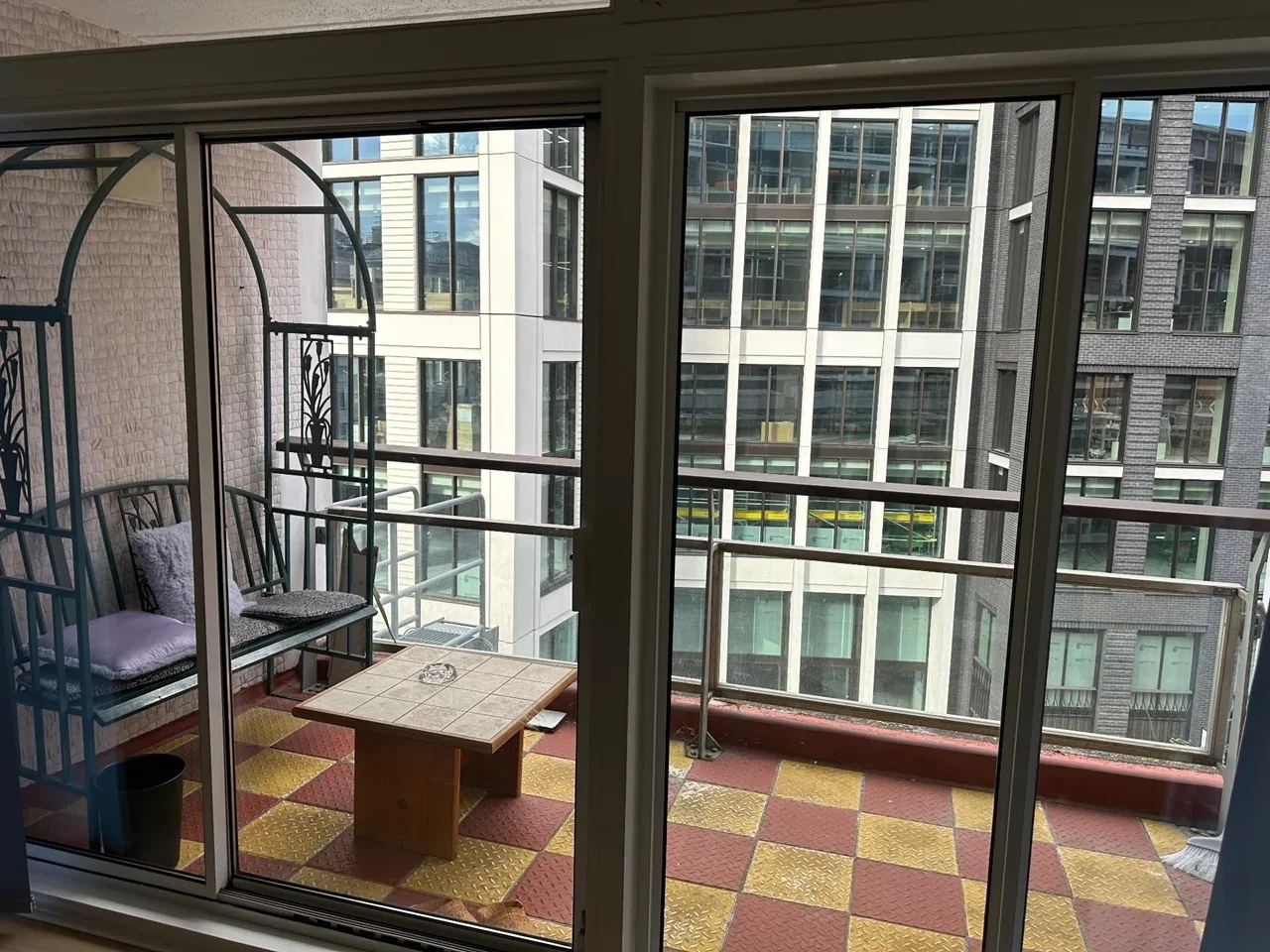 Flat St Giles Square in Greater London