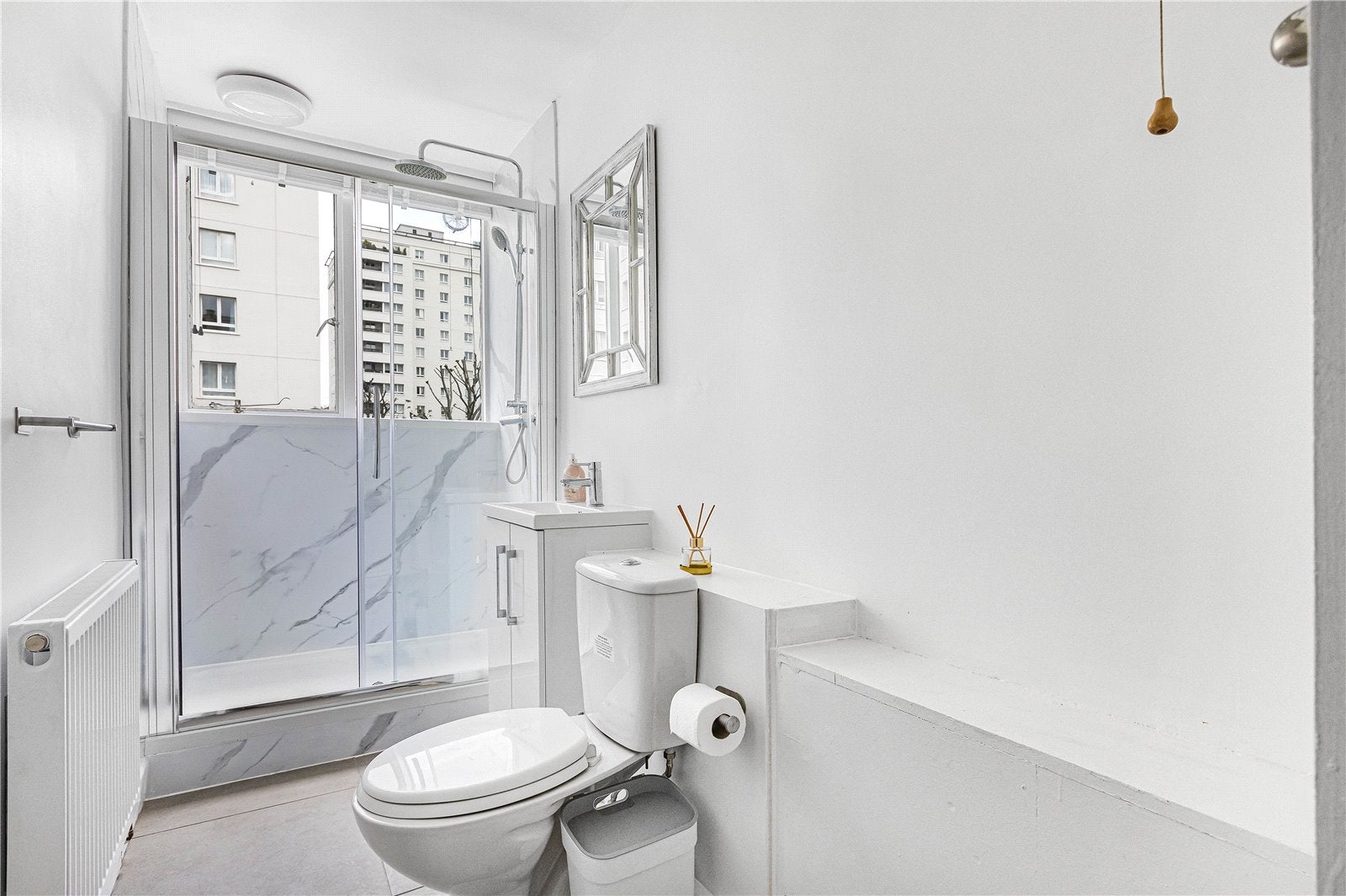 Flat Golden Lane in Greater London