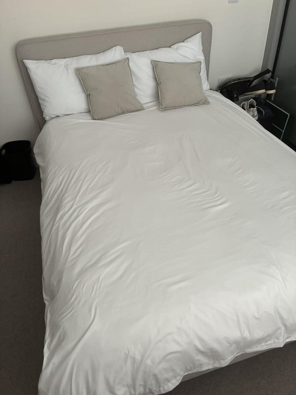 Room Lace Gardens in Rushcliffe