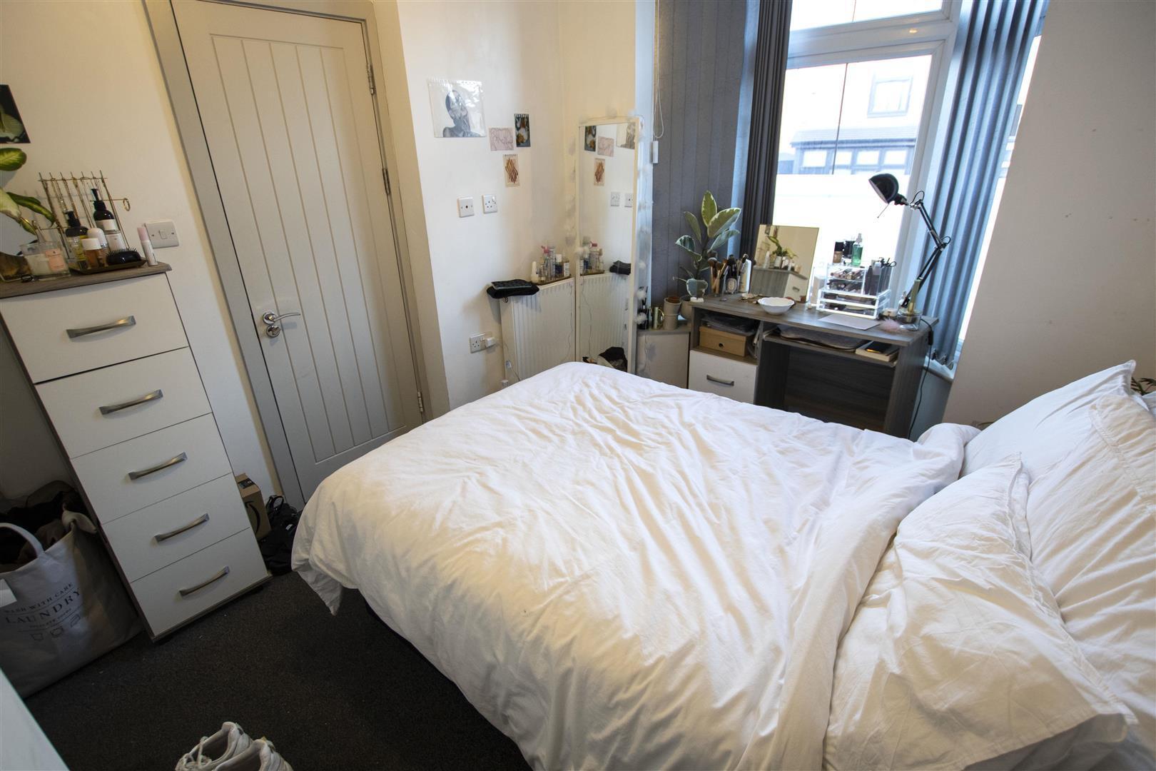Flat Tiverton Road in Birmingham