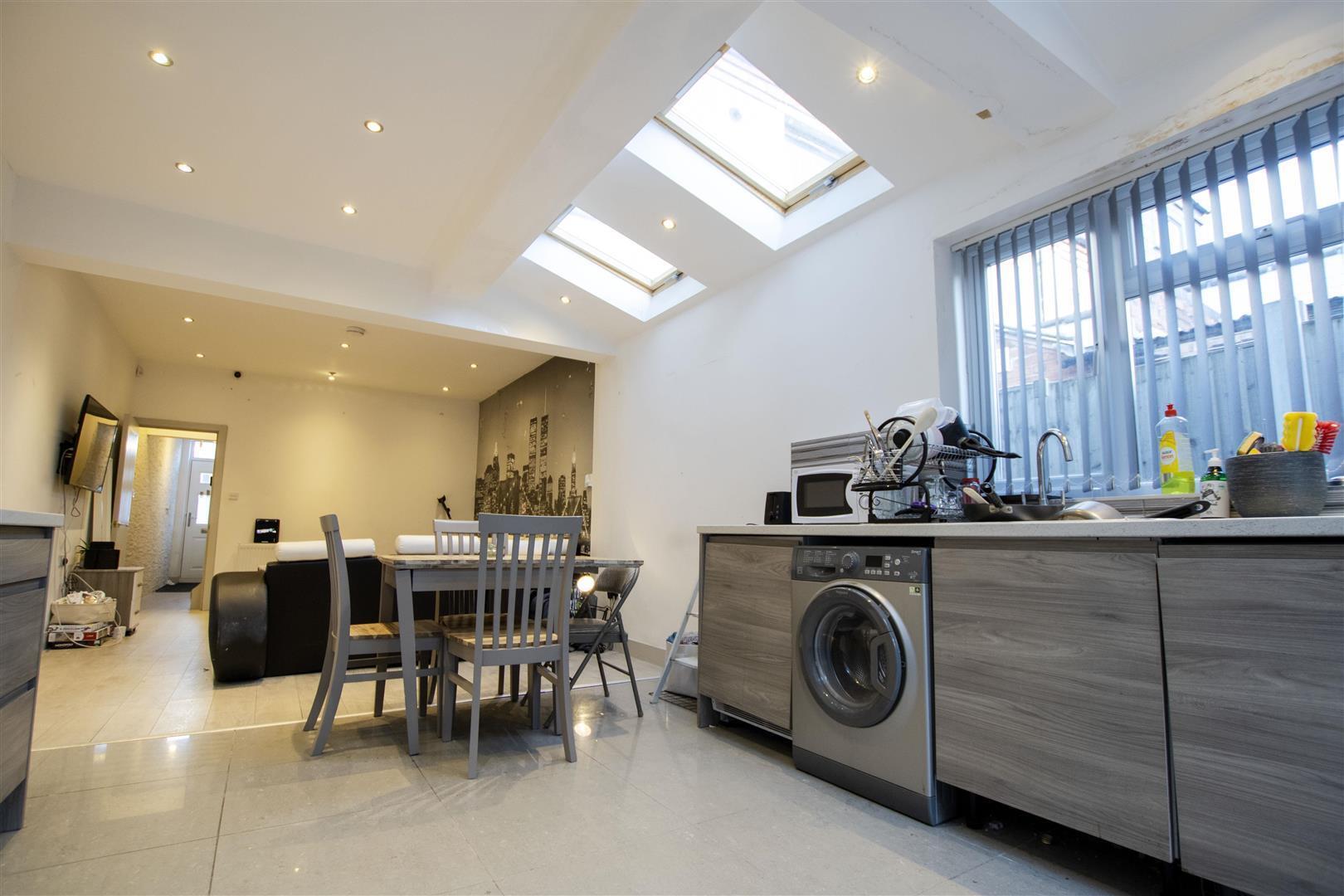 Flat Tiverton Road in Birmingham